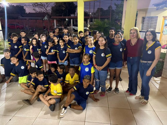 educação anastacio capa